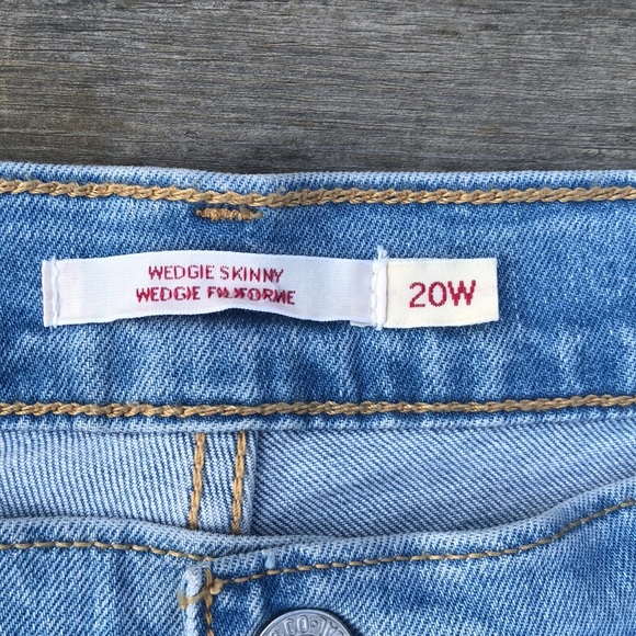 Stretchy High-Waisted Wedgie Skinny Jean - Levi's - Picture 15 of 16